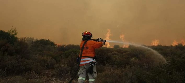 Πρόεδρος Αλιέων Νέας Μάκρης: «Βλέπω κόσμο να πηδάει στην θάλασσα»